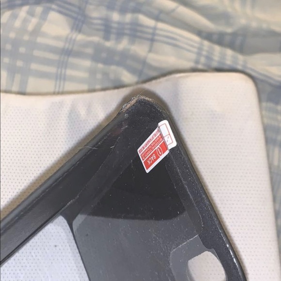 100% Louis Vuittion iPhone X case - Picture 3 of 4